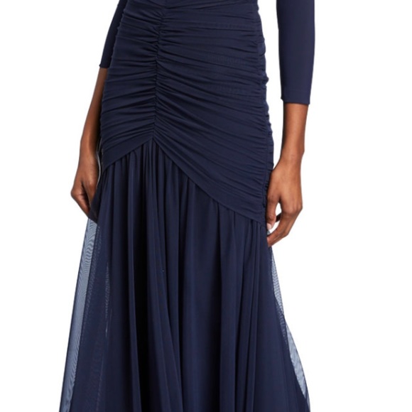 Chiara Boni La Petite Robe Dikta V-Neck Shirred Evening Gown. - Picture 2 of 5